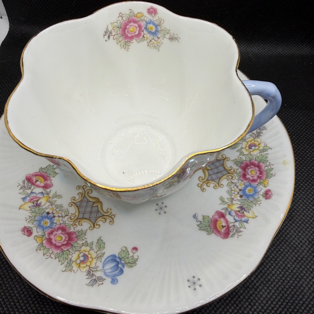 Shelley England Fine Bone China Teacup and Saucer Floral Gold Trim Blue Handle - Picture 3 of 9